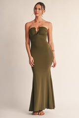 VESTIDO STRAPLESS TIPO SIRENA