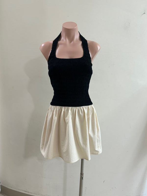 VESTIDO CORTO BICOLOR GLOBO