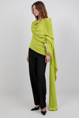 BLUSA CON CAPA VERDE