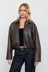 JACKET VINIPIEL CON CIERRE Y CUELLO CLÁSICO