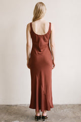 VESTIDO MIDI VELVET