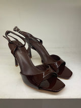 FANCY HEELS