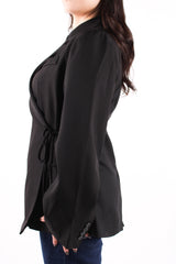 BLAZER NEGRO CON DETALLE