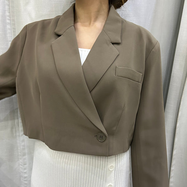 BLAZER CORTO DE BOTÓN