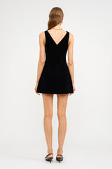 VESTIDO NEGRO DE GAMUZA