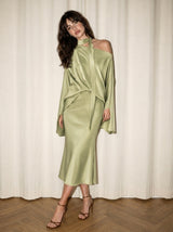 VESTIDO SATIN CON CAÍDA EN EL HOMBRO