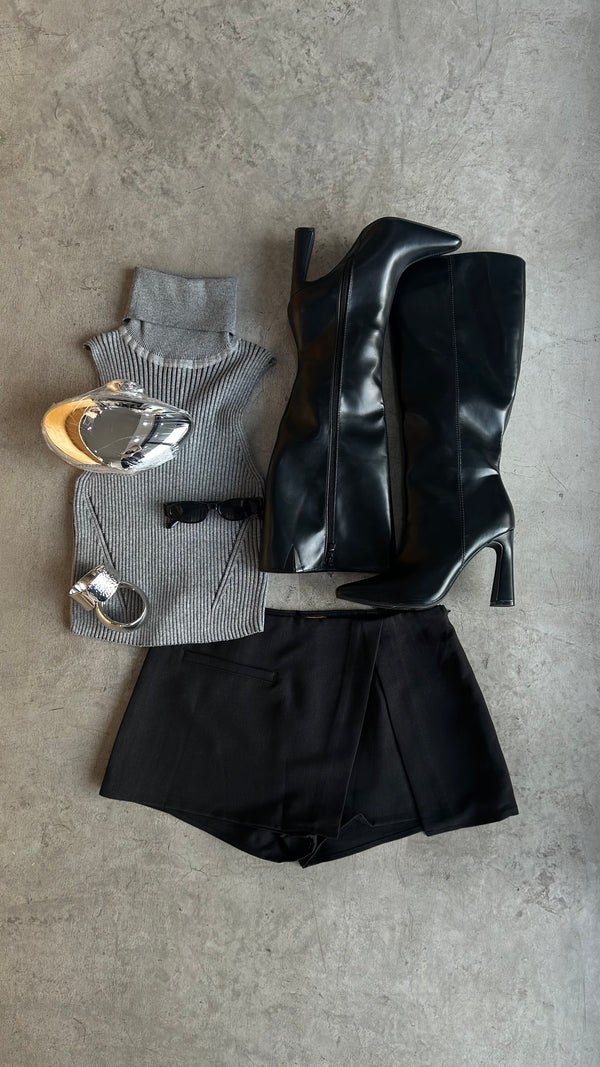 BLUSA GRIS CUELLO DE TORTUGA