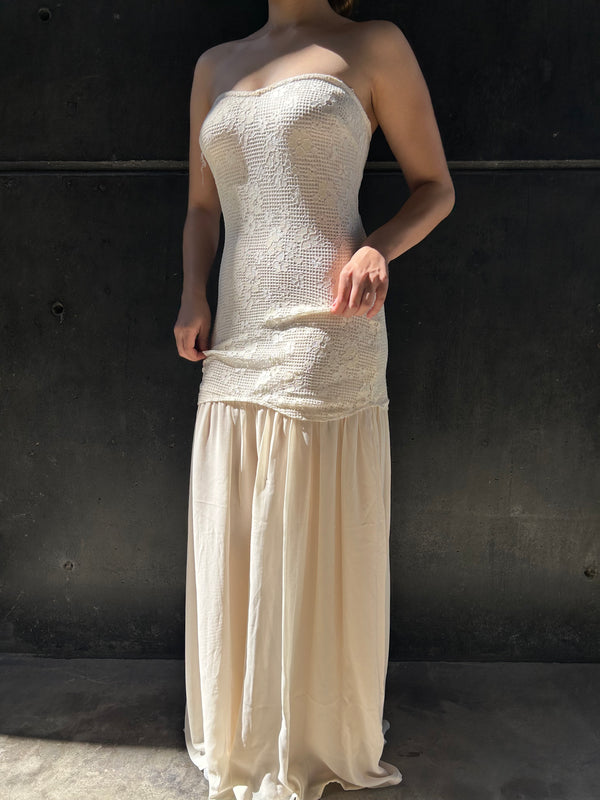 VESTIDO BEIGE STRAPPLE