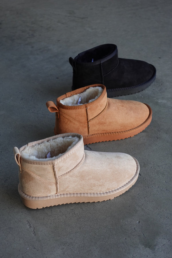 BOTAS CORTAS AFELPADAS