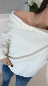 SUETER BLANCO MOÑO AL FRENTE