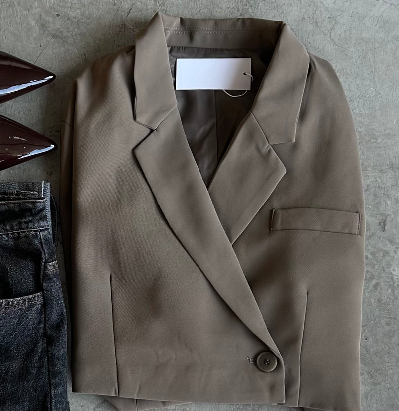 BLAZER CORTO DE BOTÓN