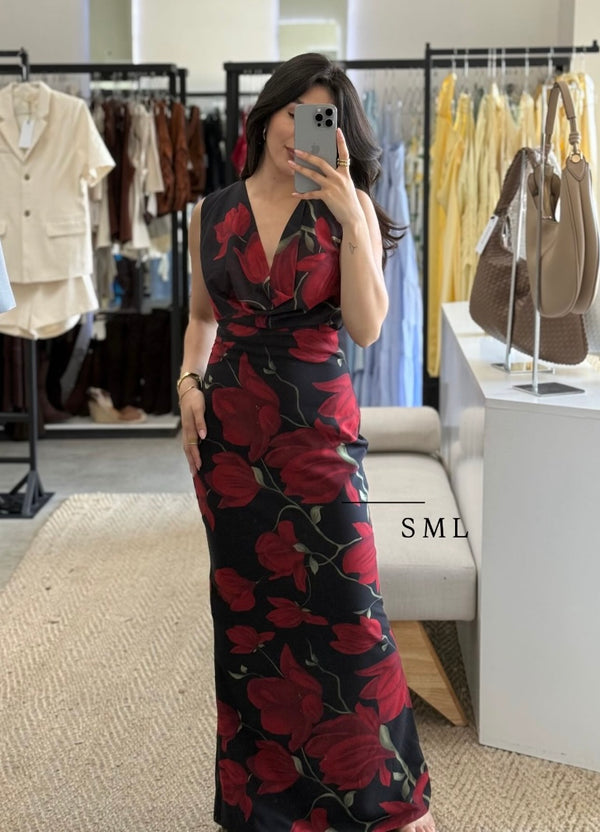 VESTIDO NEGRO FLORES ROJAS